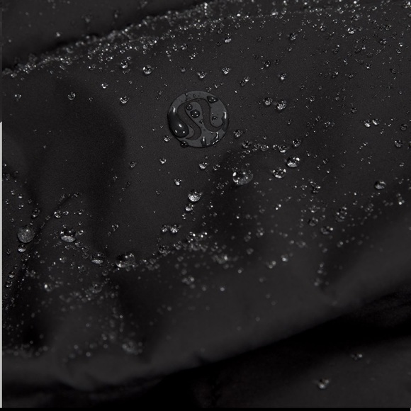 Lightweight Relaxed-Fit Down Jacket - Picture 6 of 13